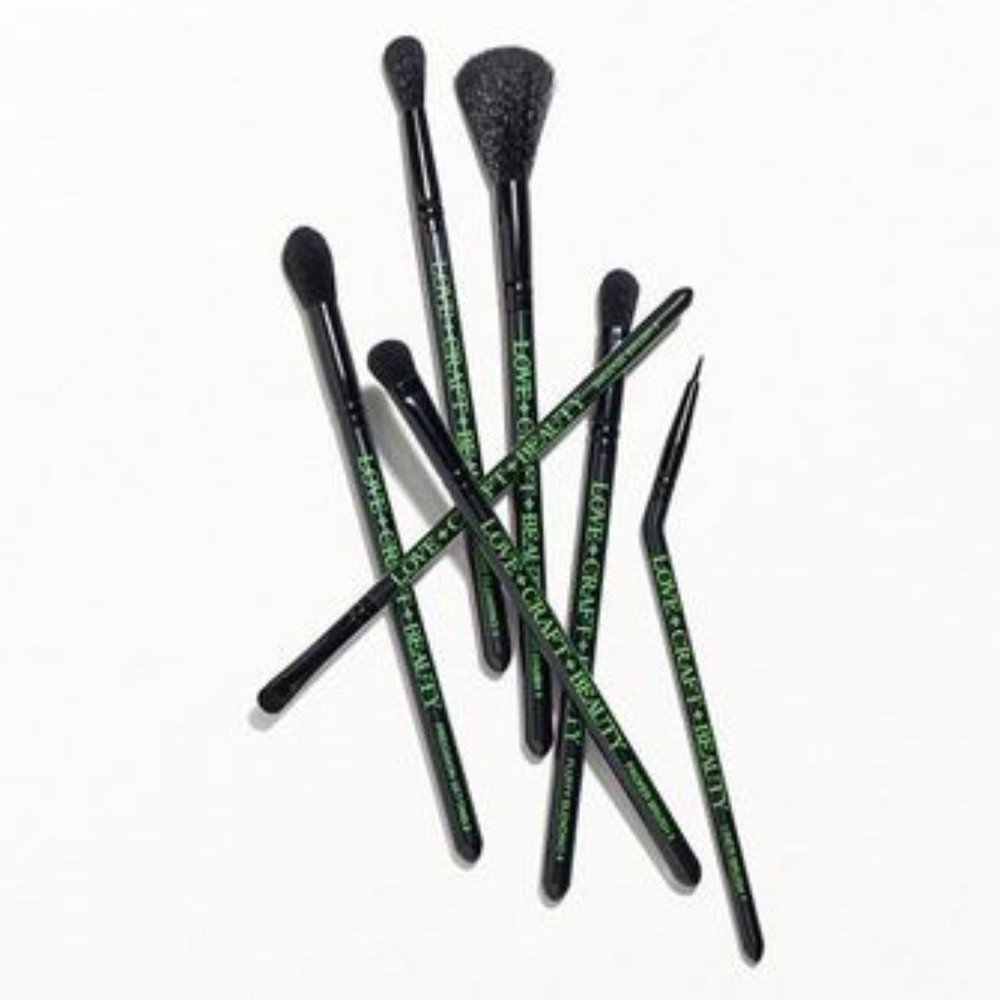 LOVE+CRAFT+BEAUTY 7 Piece Brush Set